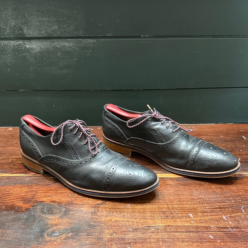 Johnston & Murphy Conard Cap Toe Black Italian Calfskin Leather Brogues 20-8681